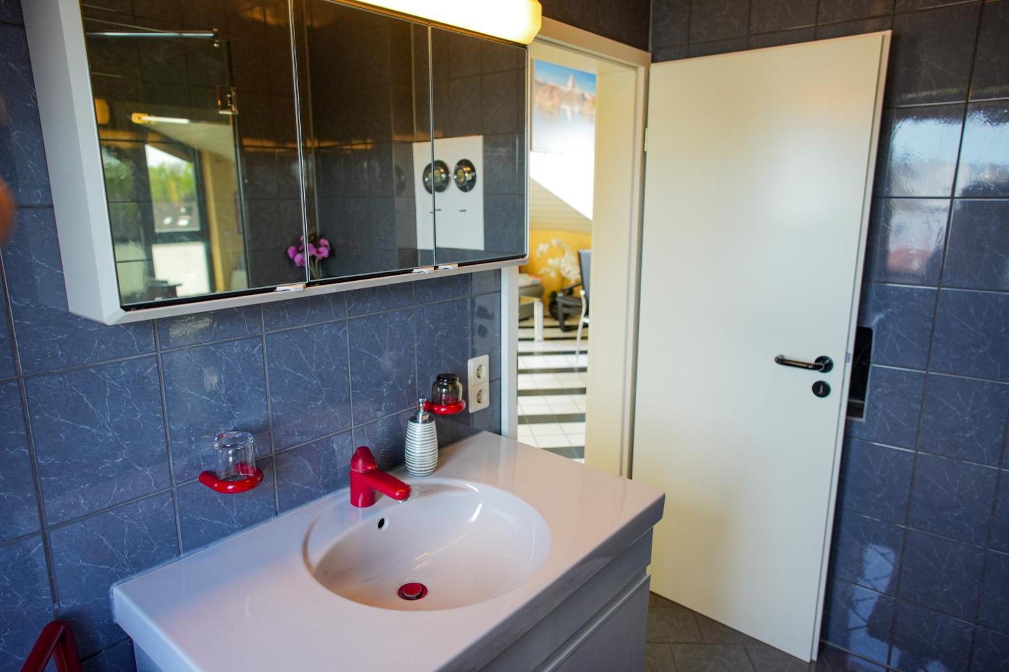 Apartment Schoenes In Der Rheinebene, Zentral Gelegen *