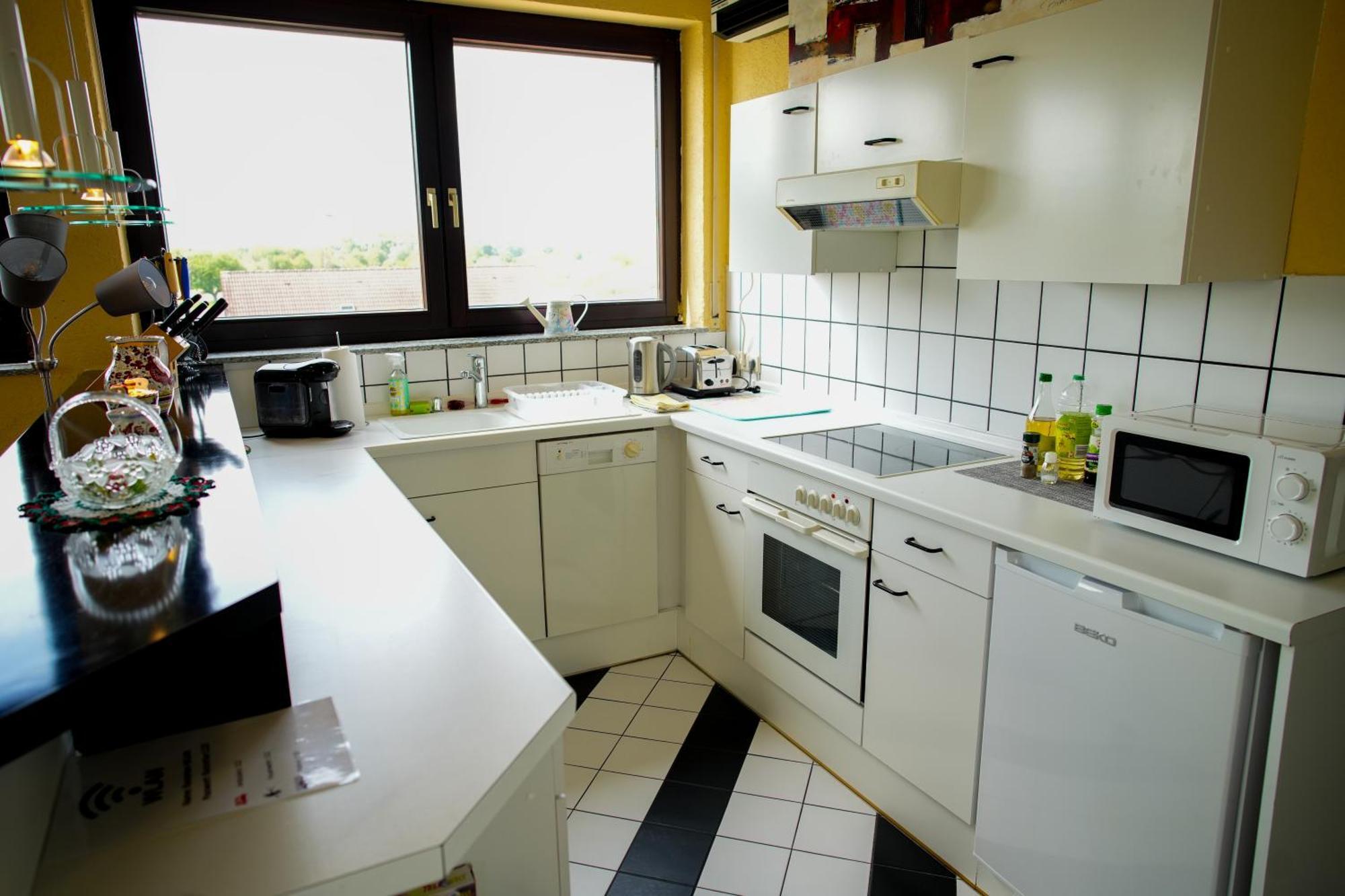 Apartment Schoenes In Der Rheinebene, Zentral Gelegen Rheinstetten
